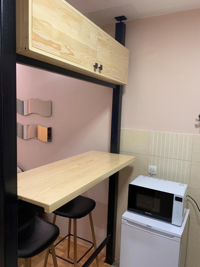 Mila Apartment Нови-Сад Экстерьер фото